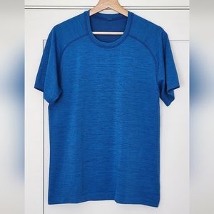 Men's Lululemon training T-shirt